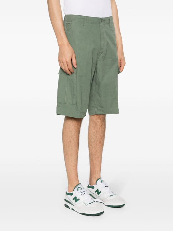 CARHARTT WIP MAIN Shorts Green