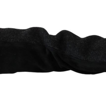 Elegant Mid-Length Wool Gloves in Black