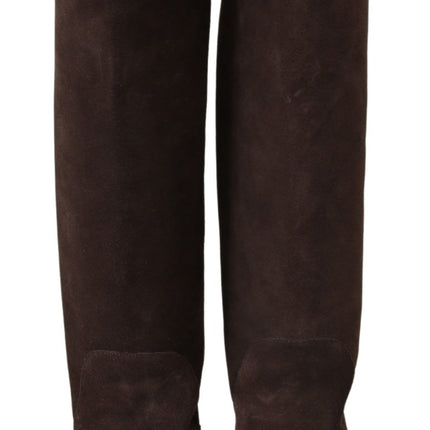 Bottes hautes en daim clouté en marron