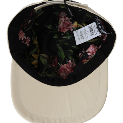 Elegante gorra de béisbol de piel de cordero blanca