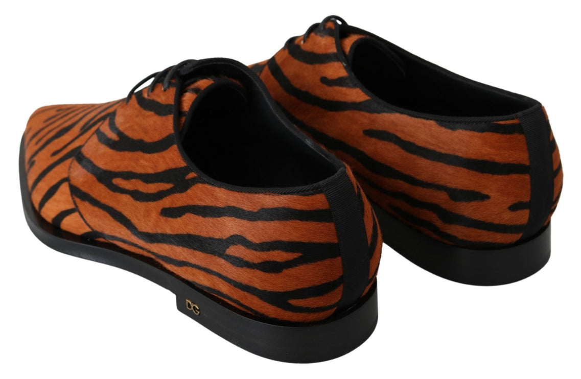 Tiger Match Dress Chaussures avec des cheveux poney