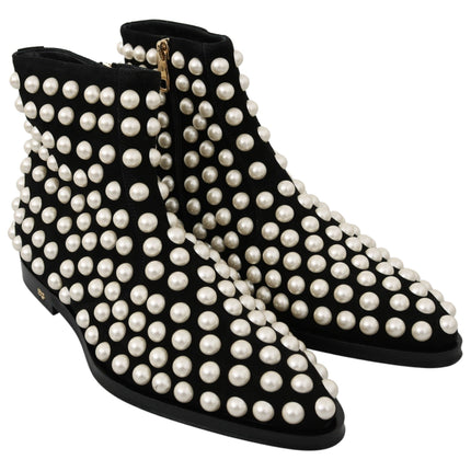 Bottes de cheville noire chic avec des perles