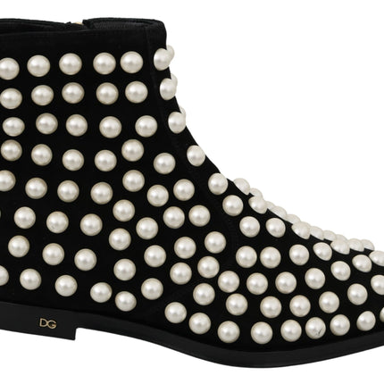 Bottes de cheville noire chic avec des perles