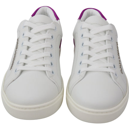 Sneaker chic in pelle bianca con accenti viola