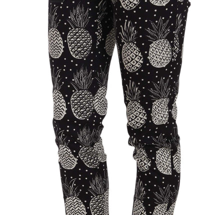 Pantalones de capri del flaco estampado de piña negro elegante