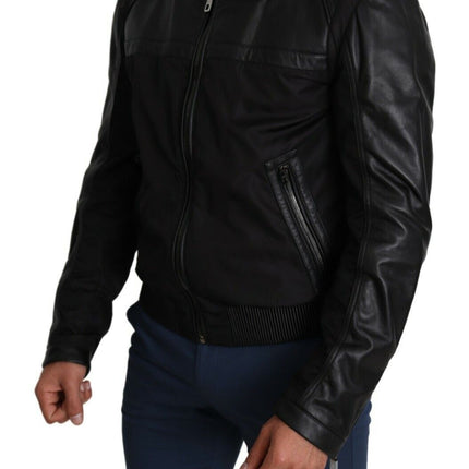 Bomber noir élégant avec accents en cuir