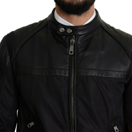 Bomber noir élégant avec accents en cuir