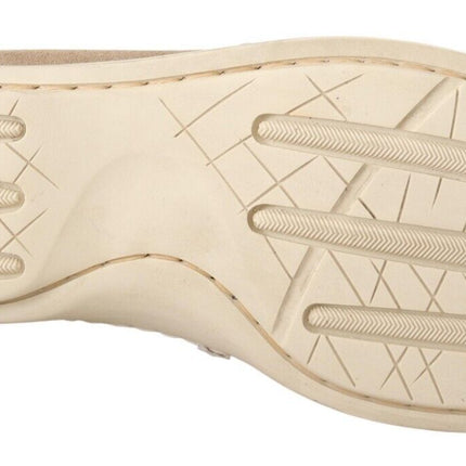 Elegante beige suede mocassins voor de veeleisende heer