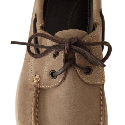 Elegante beige suede mocassins voor de veeleisende heer