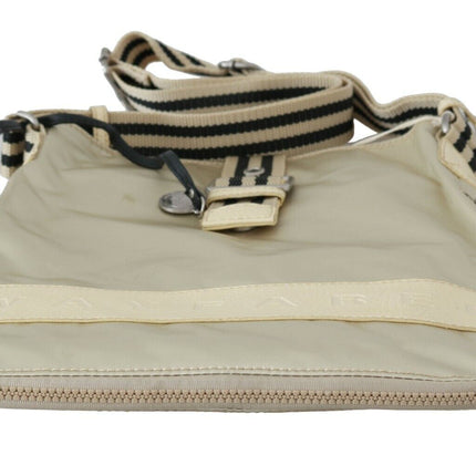 Sac à main en tissu beige chic