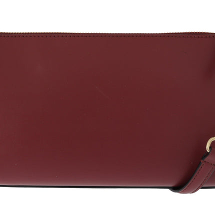 Elegant Bordeaux Leather Crossbody