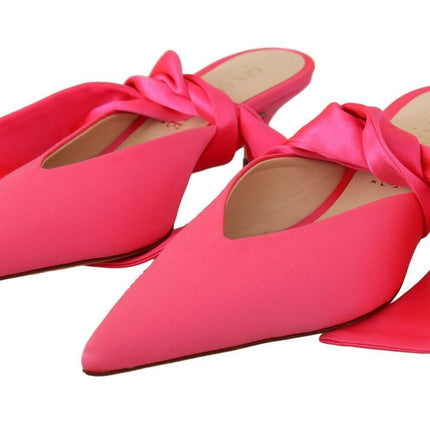 Tacones de gatito rosa elegantes para noches elegantes