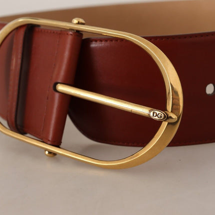 Ceinture en cuir marron élégante avec accents dorés