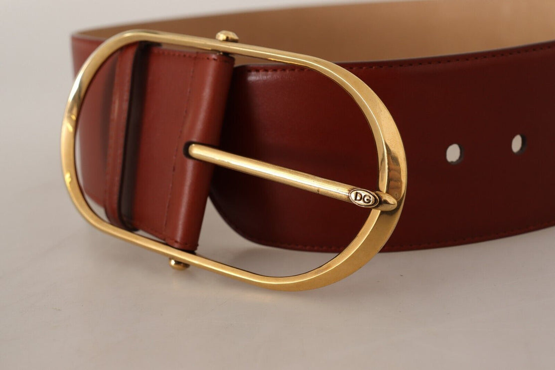 Ceinture en cuir marron élégante avec accents dorés