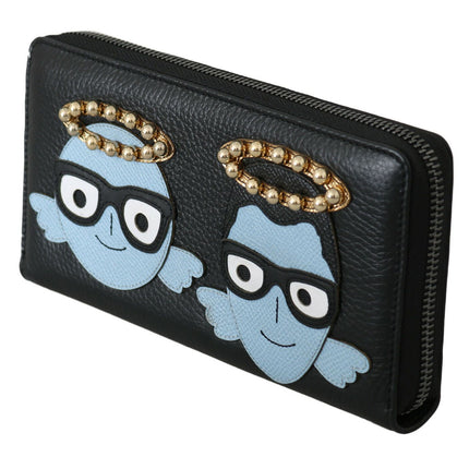 Elegante cartera de piel negra con cremallera