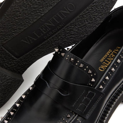 Valentino Garavani Flat shoes Black