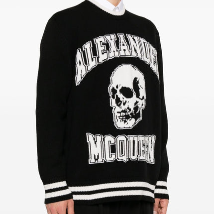 Alexander McQueen Sweaters Black