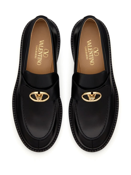 Valentino Garavani Flat shoes Black