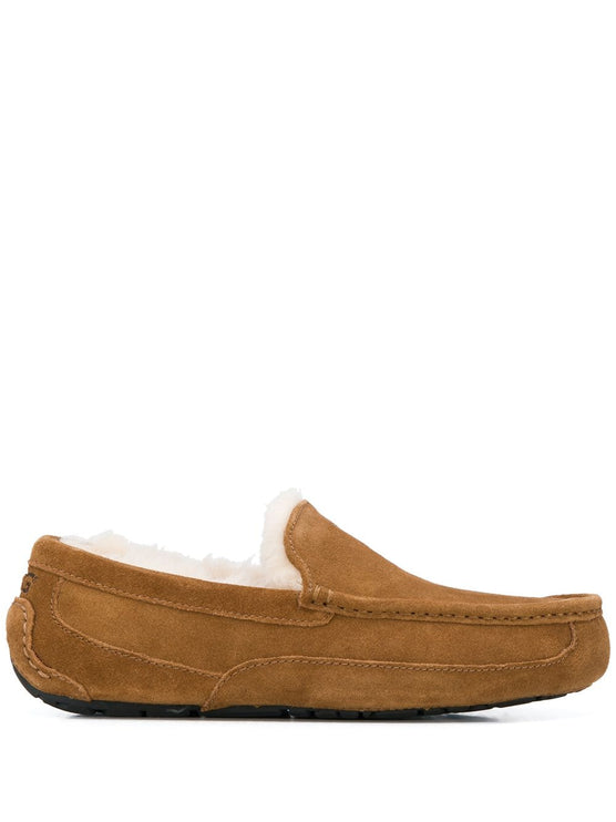 UGG Australia Flat shoes Beige