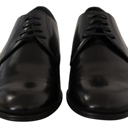 Elegantes zapatos Derby de cuero negro