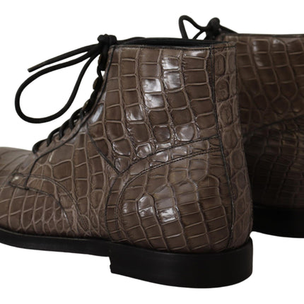 Elegantes botas Brogue de Crocodile Derby