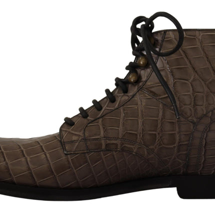 Elegantes botas Brogue de Crocodile Derby