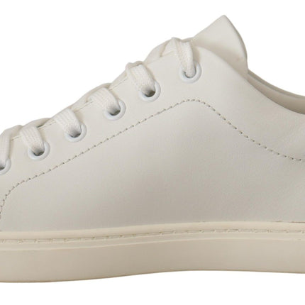 Eleganti sneaker in pelle bianca con accenti d'oro