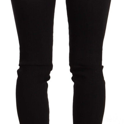 Chic jeans negros con ajuste delgado