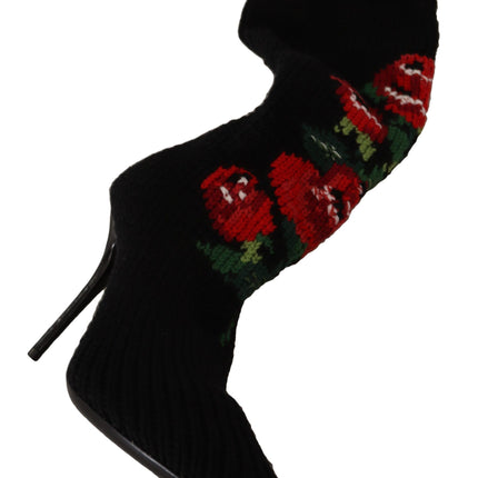 Bottes de chaussettes élégantes avec détail des roses rouges