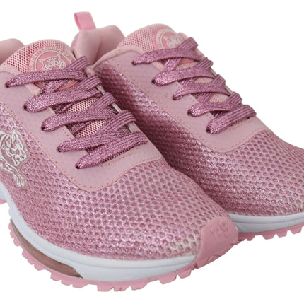 Sneaker chic in polvere rosa ad artigianato