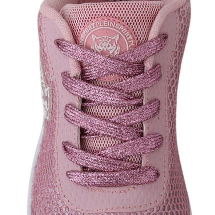 Sneaker chic in polvere rosa ad artigianato