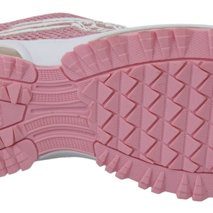 Sneaker chic in polvere rosa ad artigianato