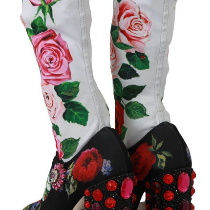 Bottes de chaussettes embellies florales