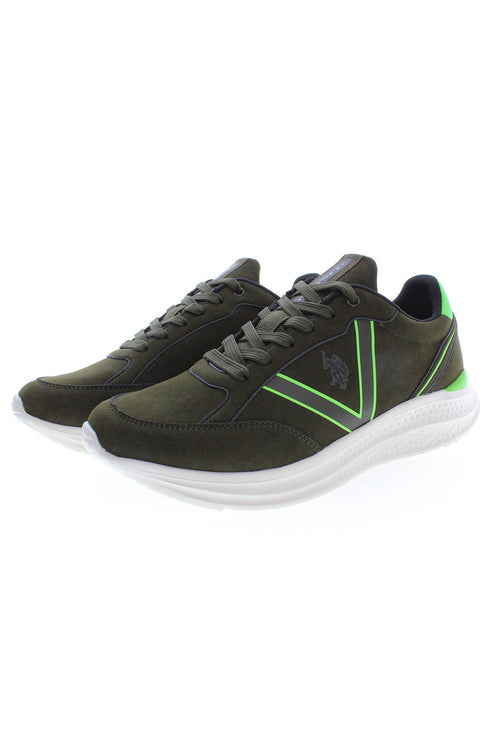 Zapatillas de deporte deportivo con cordones verdes con detalle del logotipo