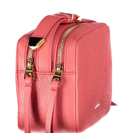 Elegante bolso bandolera de piel rosa con logotipo