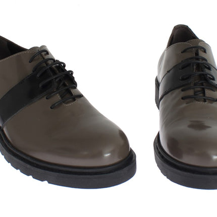 Elegante grijs bruin lederen veterschoenen