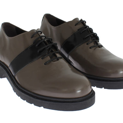 Elegante grijs bruin lederen veterschoenen