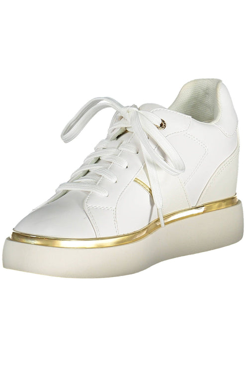 Sneakers al pizzo bianco chic con dettaglio del logo