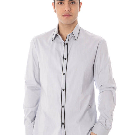 Elegant lichtblauw shirt met lange mouwen