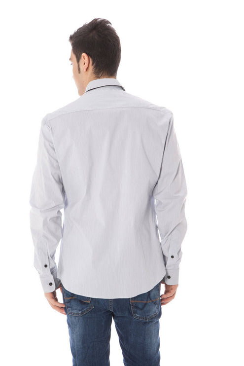 Elegant lichtblauw shirt met lange mouwen