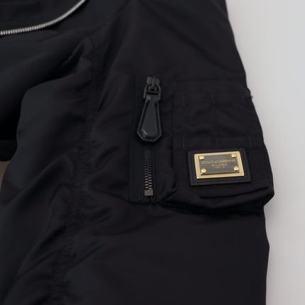 Veste en laine vierge noire élégante