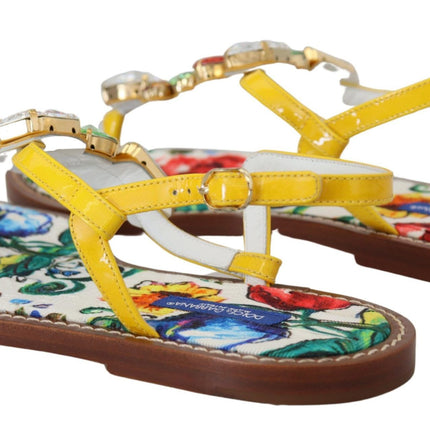 Sandalias de cuero embellecidas por cristal de Majolica