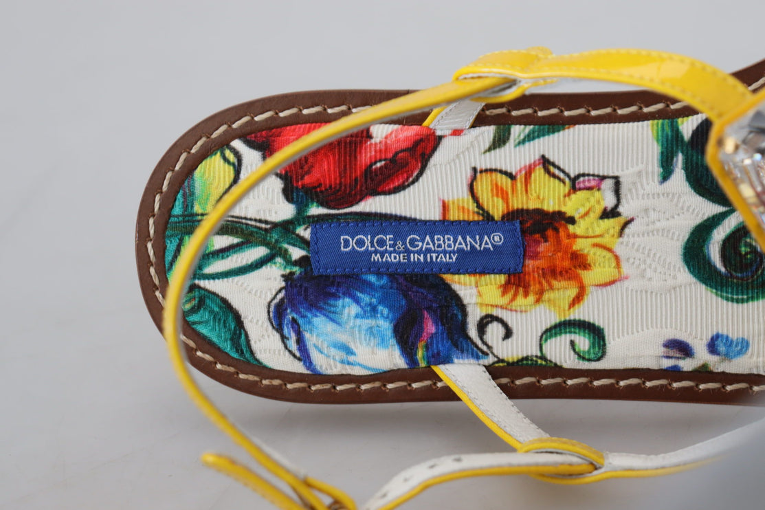 Sandalias de cuero embellecidas por cristal de Majolica