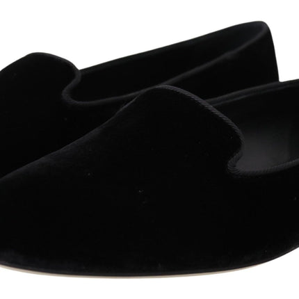 Elegantes mocasines negros de mezcla de seda