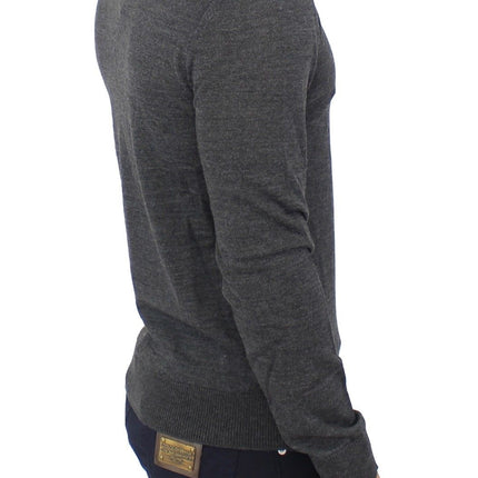 Pull pull de mélange en laine en V gris chic gris