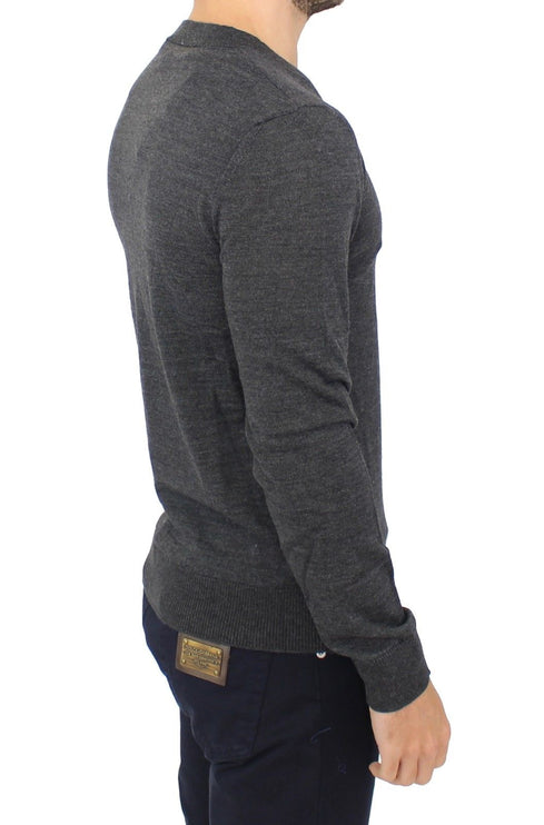 Pull pull de mélange en laine en V gris chic gris