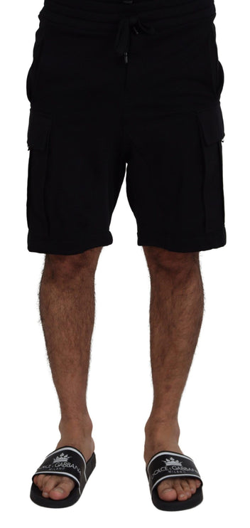 Verhoog je zomer: klassieke zwarte Bermuda -shorts