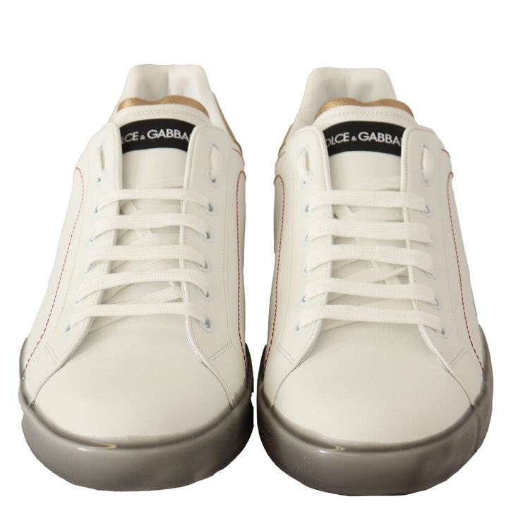 Elegante witte en gouden lederen sneakers