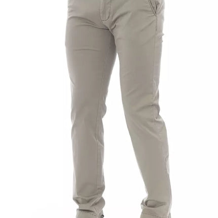 Elegantes pantalones beige chino para hombres