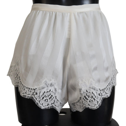 Eleganti pantaloncini di lingerie in pizzo bianco